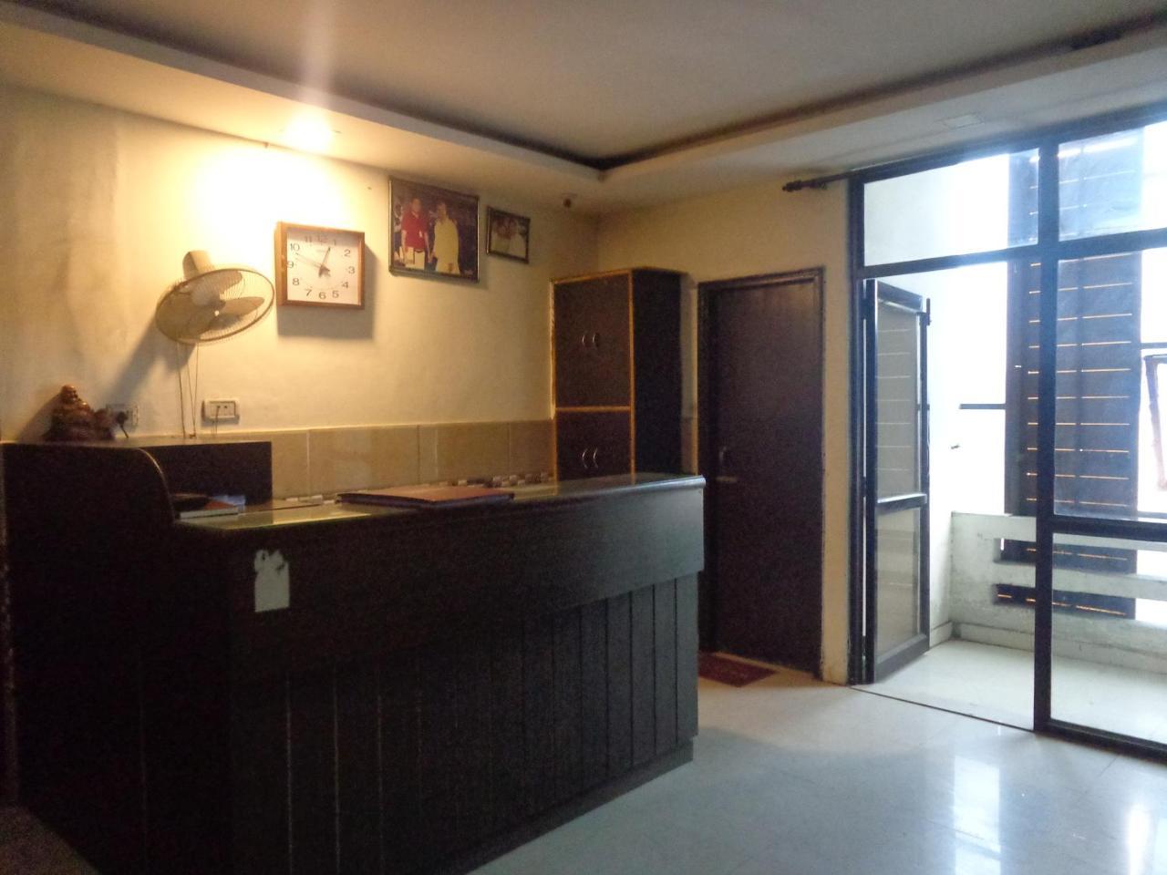 Silver Residency Hotel Nova Deli Exterior foto